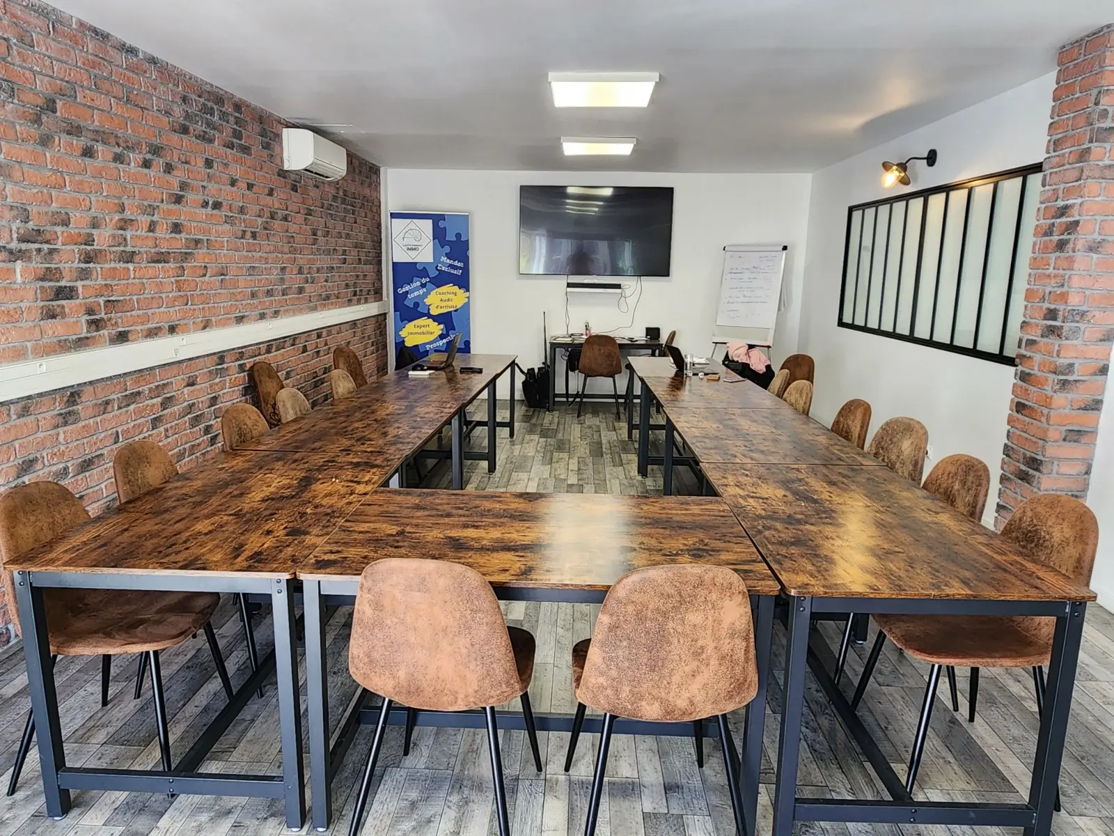 La salle du centre de formation Les Formateurs Immo